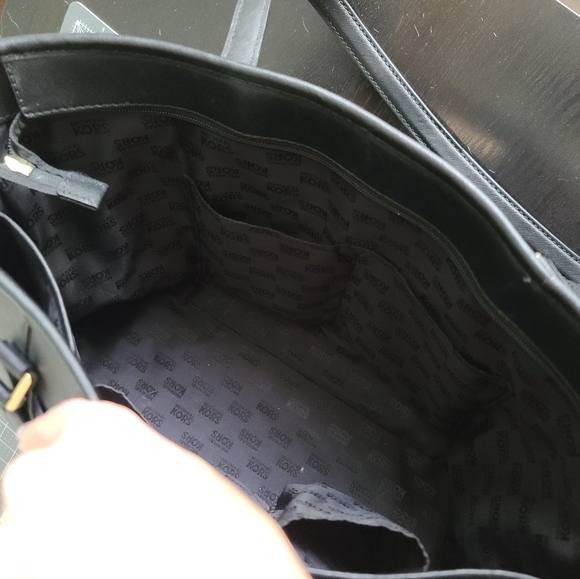 Michael kors black zip top tote fits 13" laptop gold hardware smooth leather - Picture 8 of 16